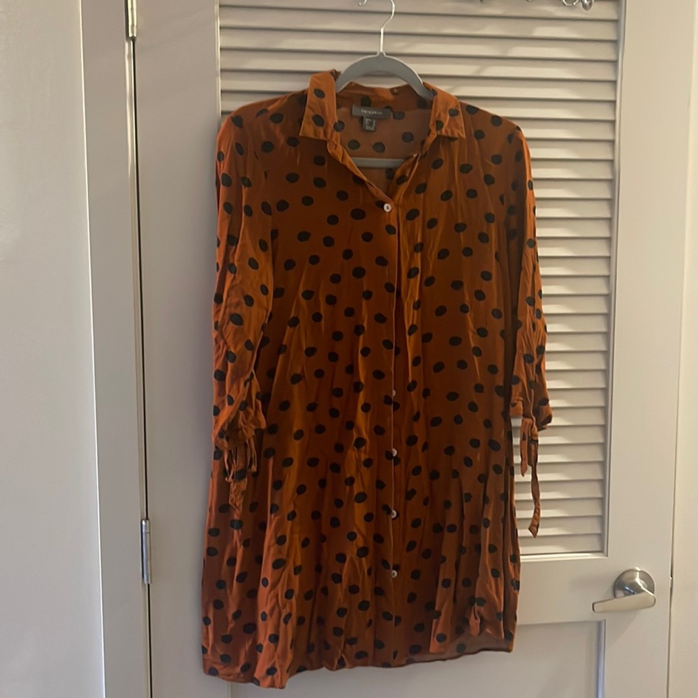 ⏩ Long Polka Dot Button Down